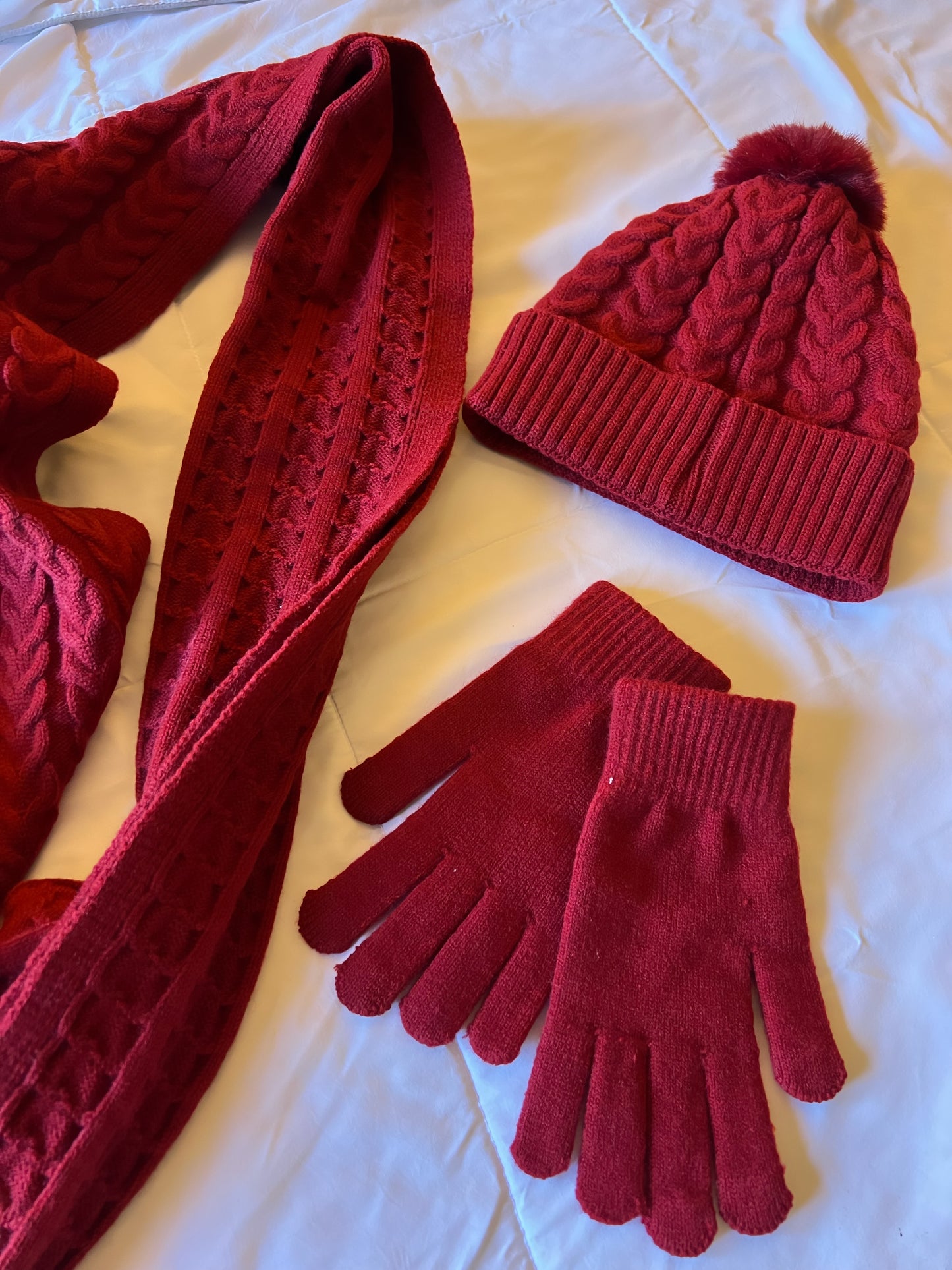 Winter Set 3 In 1 Hat , Gloves And Scarf Woman’s